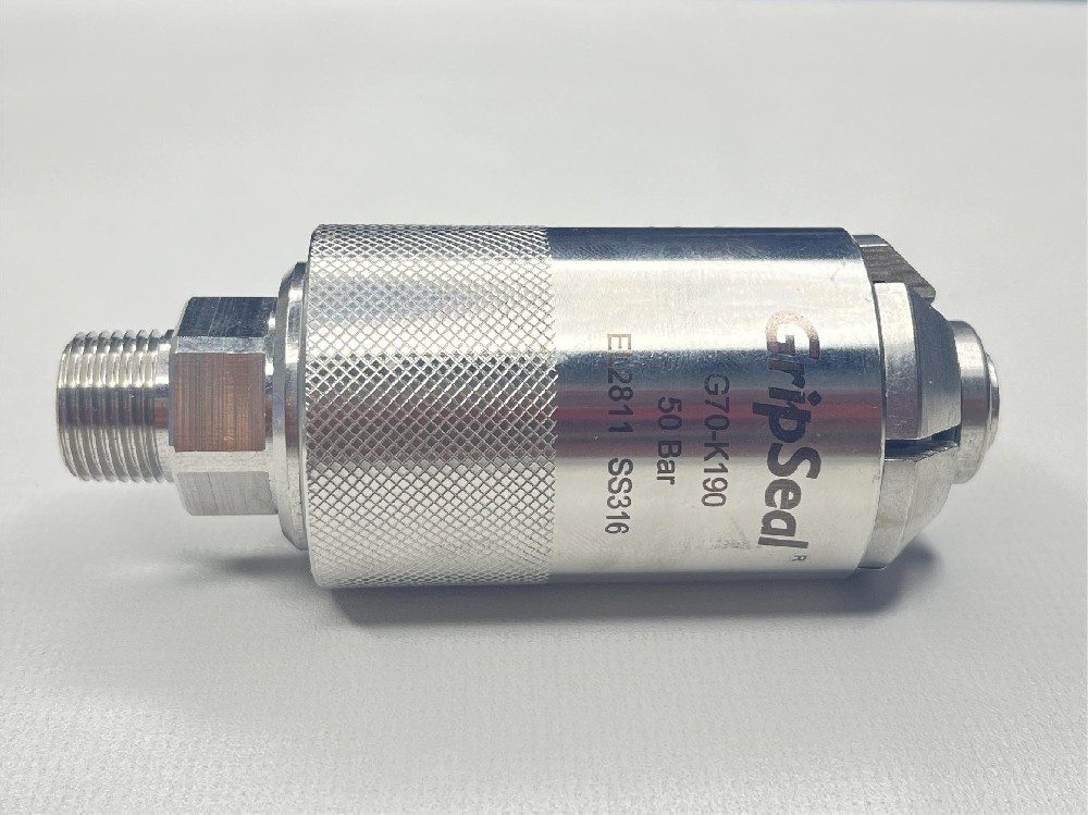 車用空調(diào)水冷氣密測試快速接頭密封方法